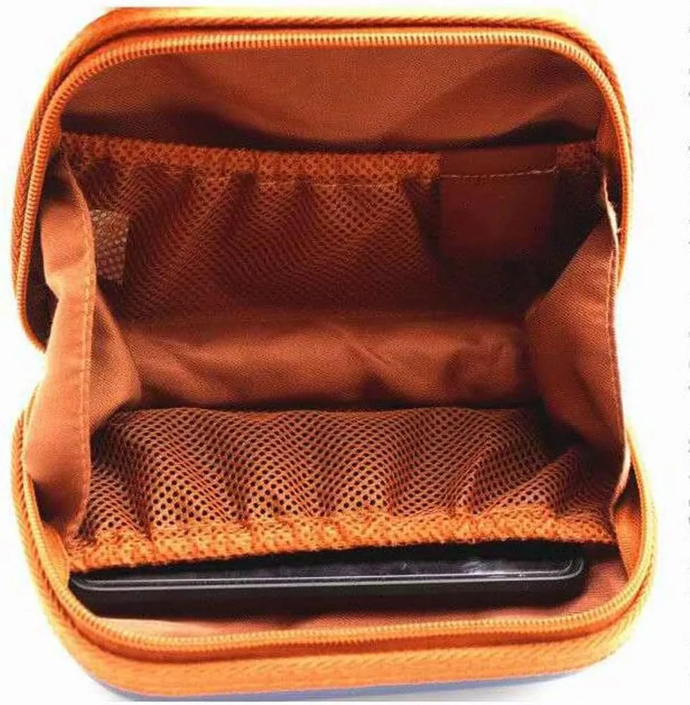 Aviation hard shell waterproof portable toiletries bag generous fashion men and women universal paragraph(D)