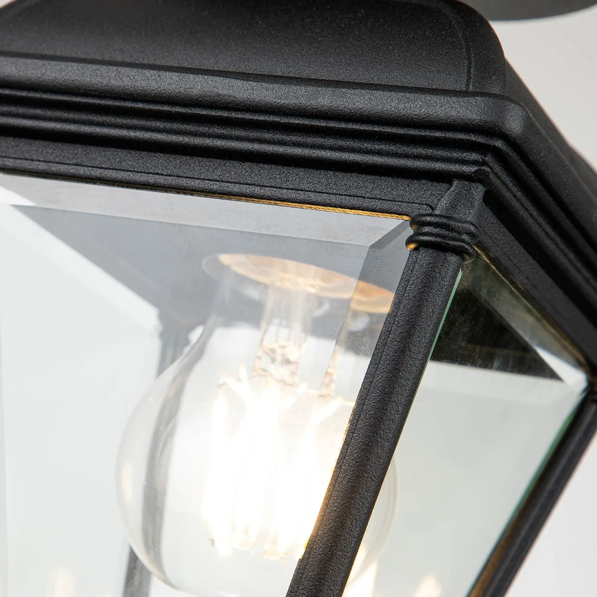 Bayview 1 Light Porch Lantern | Black