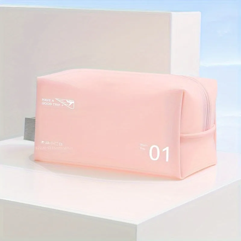Berkley | Slim and minimalist travel organizer with multiple compartments
