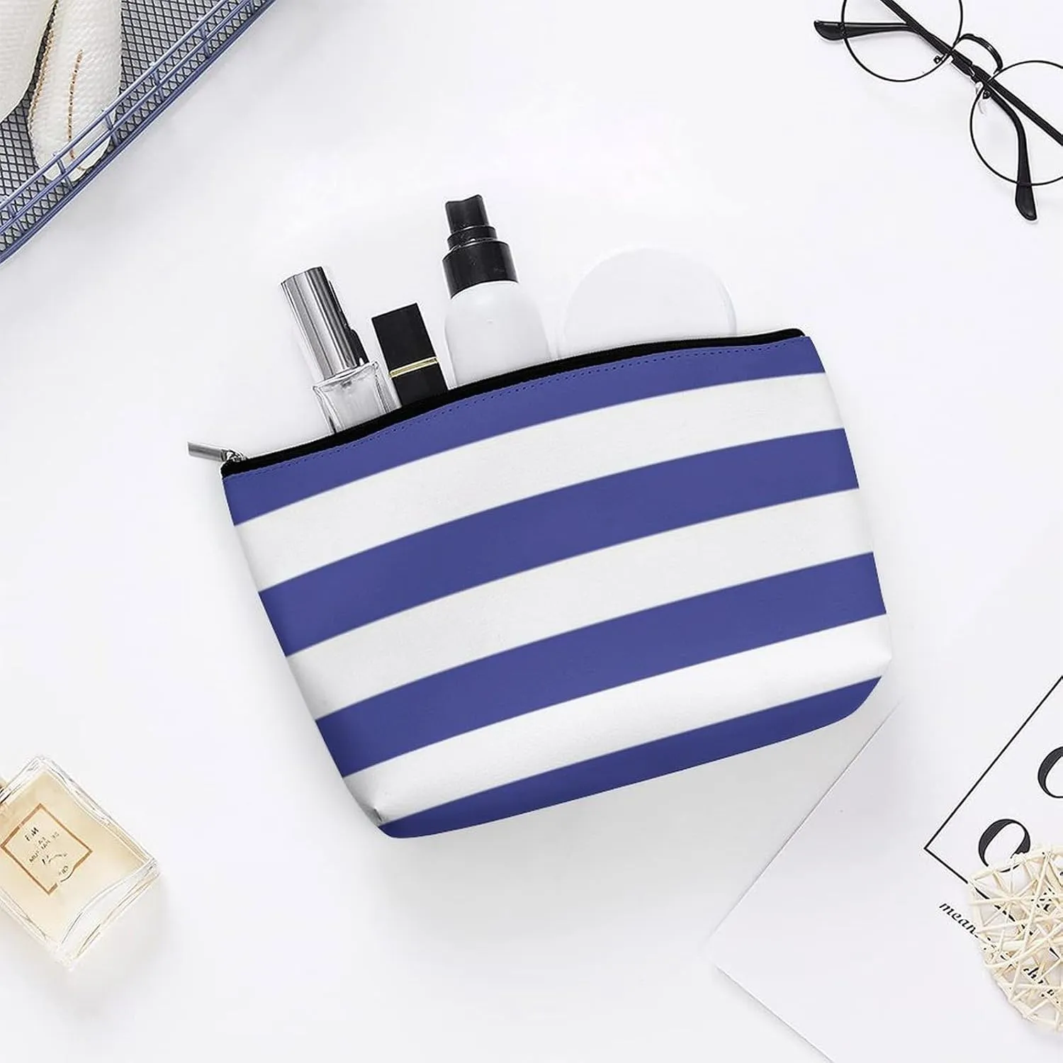 Elegant Makeup Bag, Blue and White Stripes Pattern Cosmetic Bag Large Capacity Pouch Portable Organizer for Men & Women