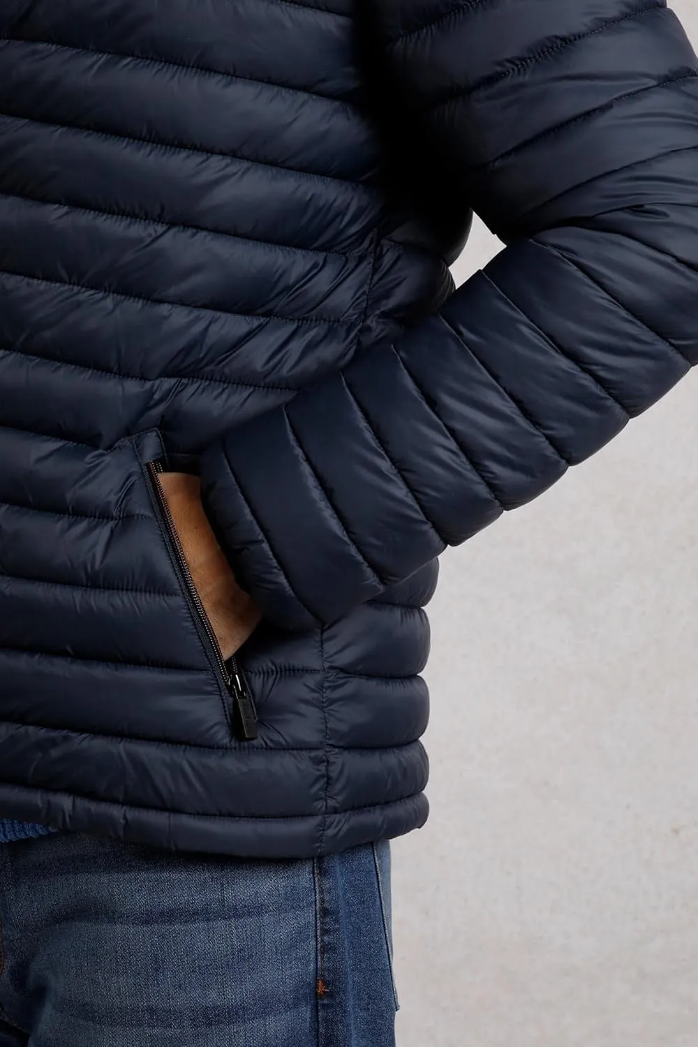 Flete Lightweight Showerproof Padded Jacket