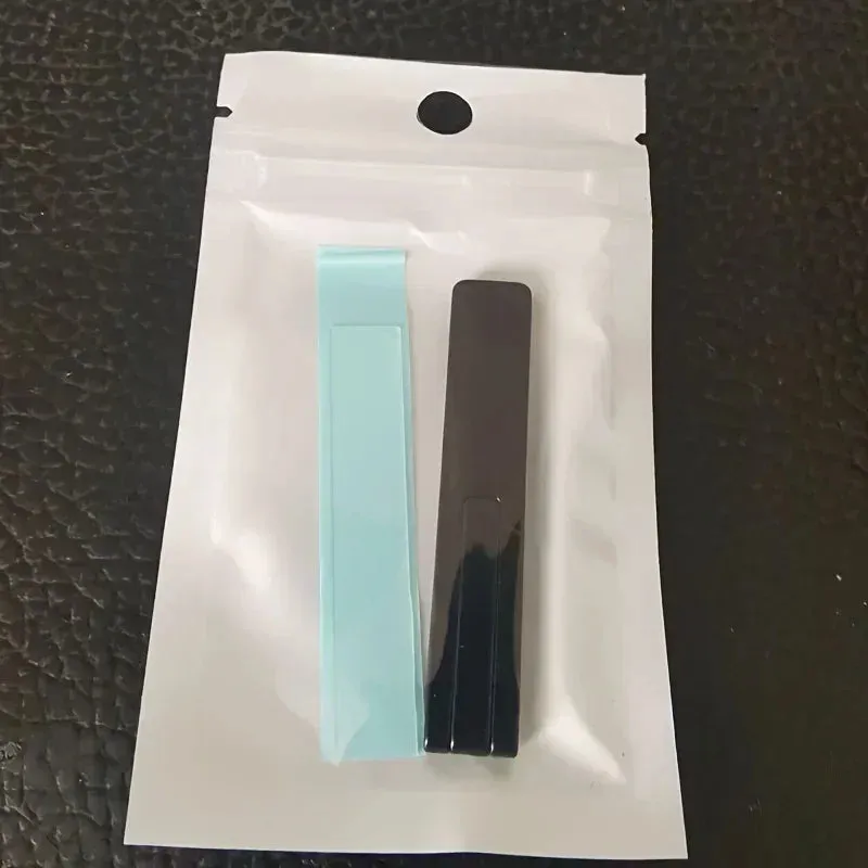 Foldable Metal Phone Stand – Universal & Sturdy Holder