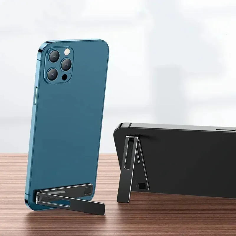 Foldable Metal Phone Stand – Universal & Sturdy Holder