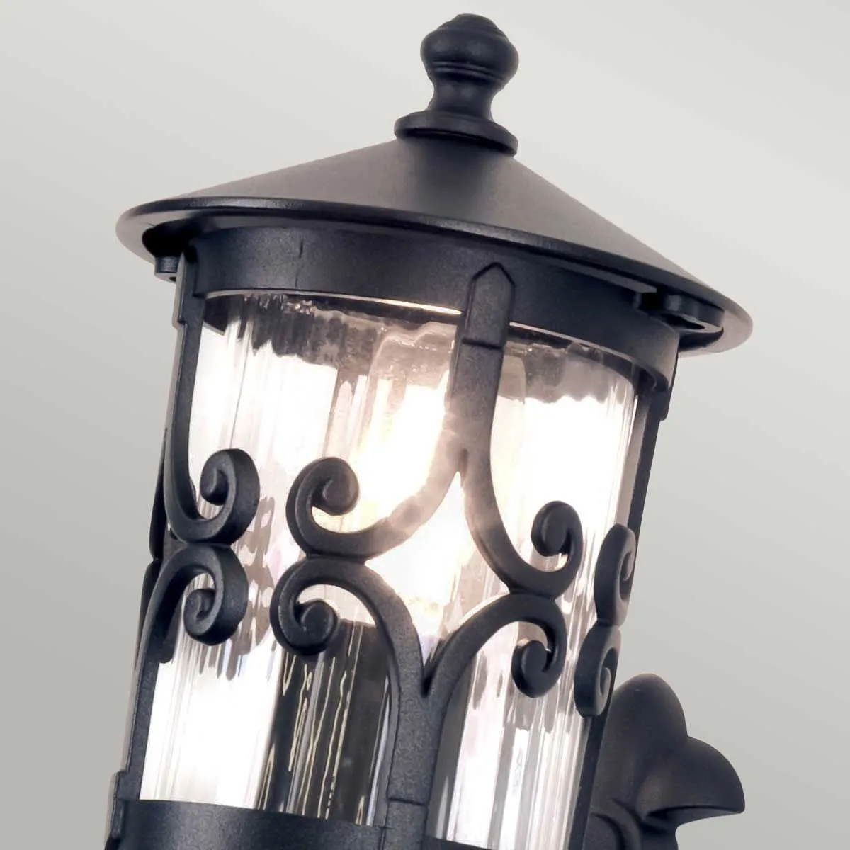 Hereford 1 Light Wall Lantern | Black