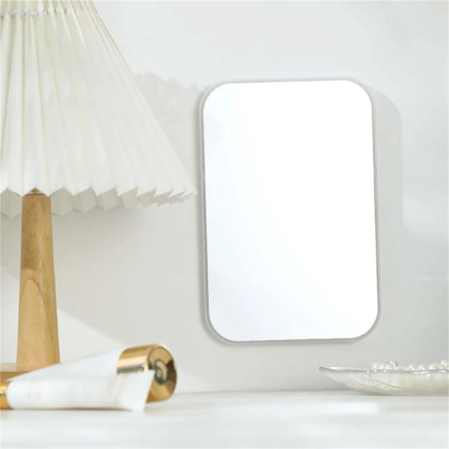 High Definition Folding Makeup Mirror, Portable Desktop Makeup Mirror, Square Dormitory Student Desktop Small Mirror