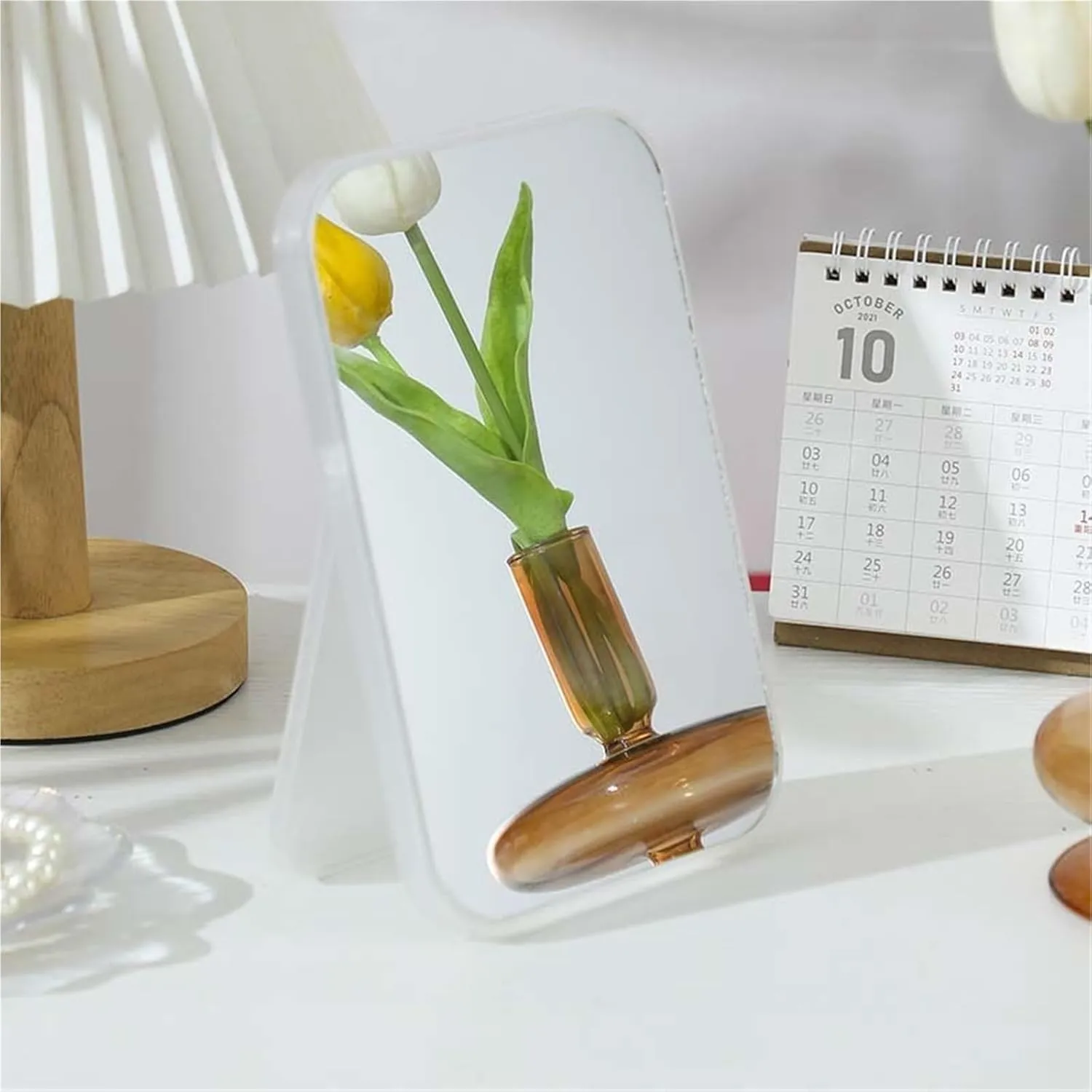 High Definition Folding Makeup Mirror, Portable Desktop Makeup Mirror, Square Dormitory Student Desktop Small Mirror