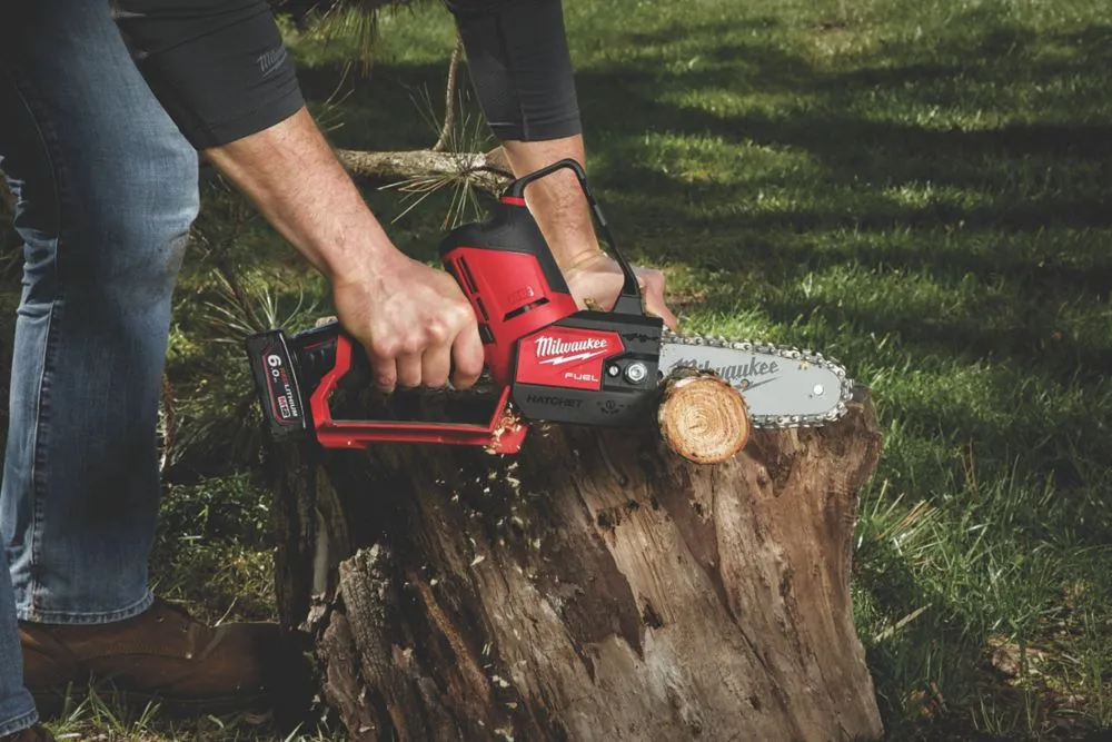 Milwaukee M12FHS-0 FUEL 12V Li-Ion RedLithium Brushless Cordless 15cm Chainsaw - Bare