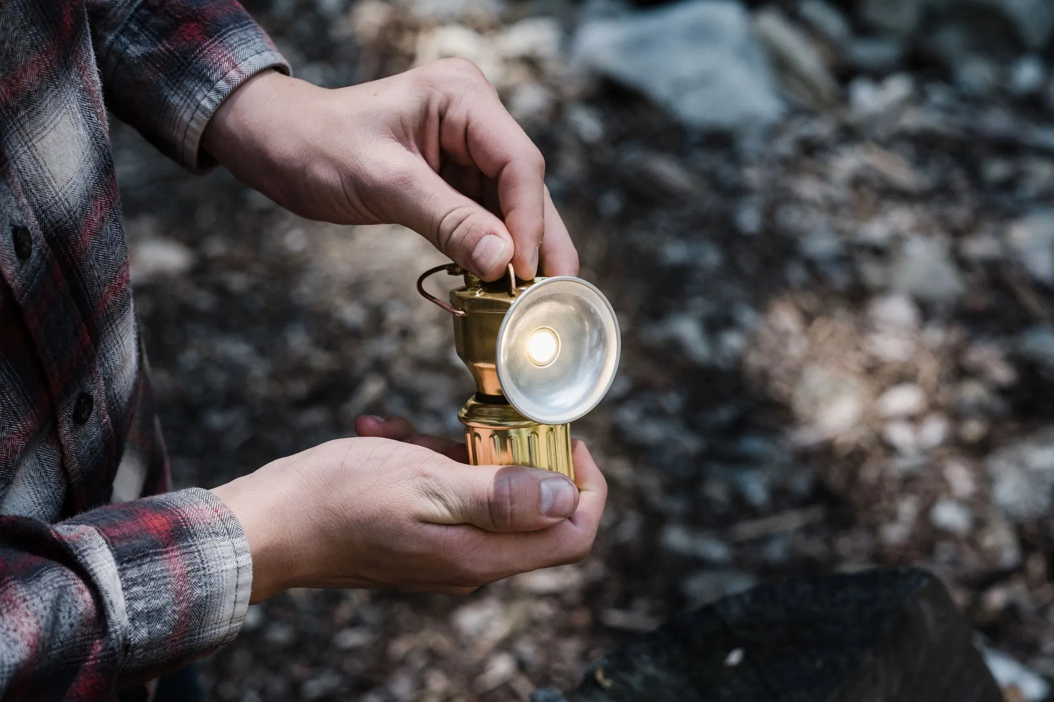 Miners Lantern – A Vintage-Inspired Blend of History & Functionality