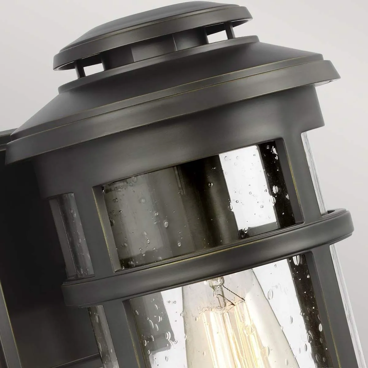 Newport 1 Light Wall Lantern | Antique Bronze