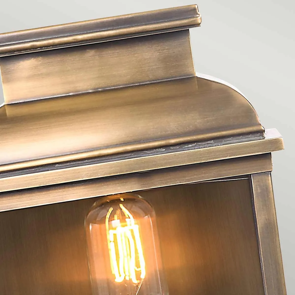 Old Bailey 1 Light Wall Lantern - Brass | Aged Brass