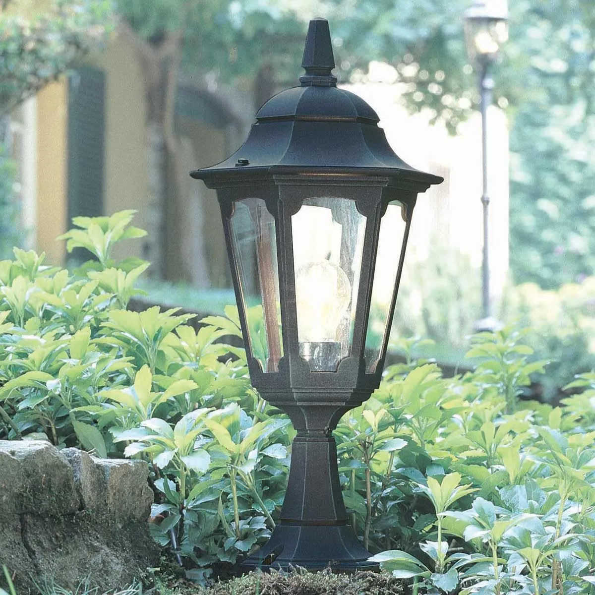 Parish 1 Light Pedestal Lantern  | Black