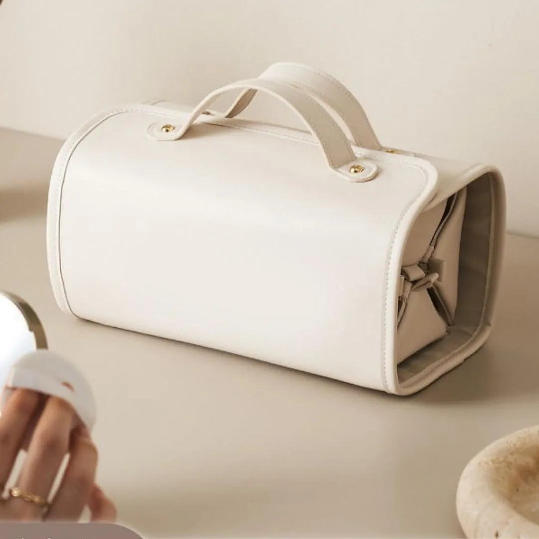 Portable Cosmetic Bag,Large Capacity,Waterproof Travel Makeup Organizer with Detachable Interior Pockets