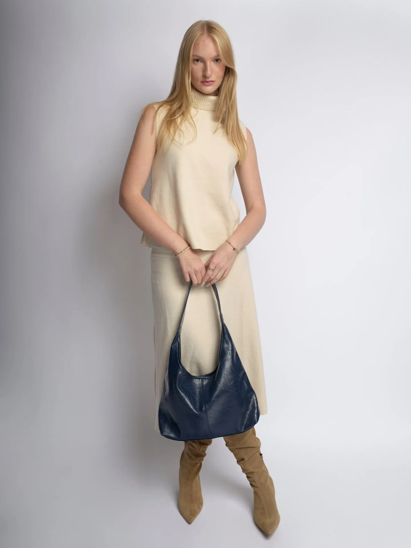 Sadie | Distressed Lightweight Tote