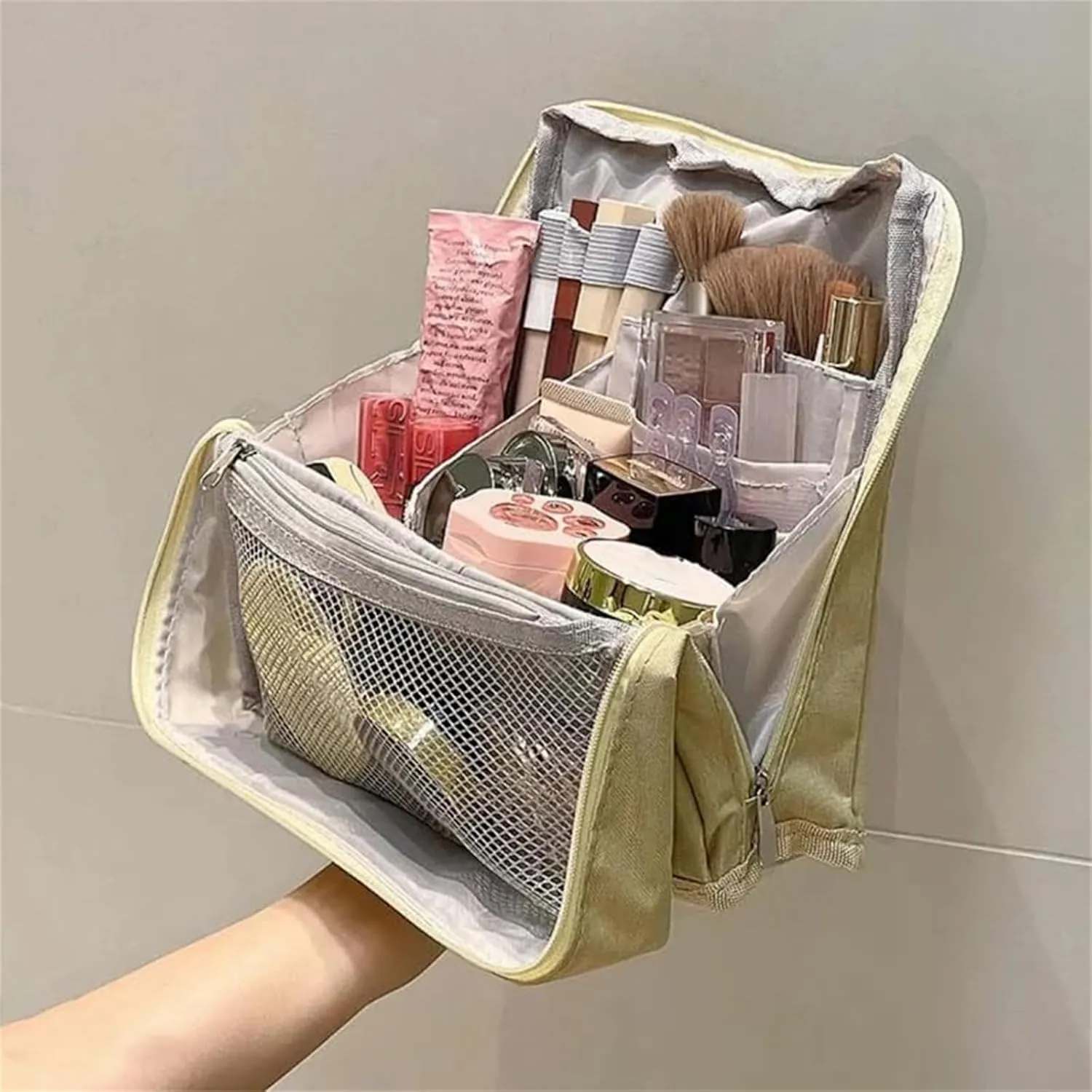 Standing Makeup Bag, Portable, Large Capacity, Doresty Stand up Makeup Bag, Vertical Large Opening Waterproof Multifunctional Make up Bags with Compartments, Travel-Friendly (Navy)