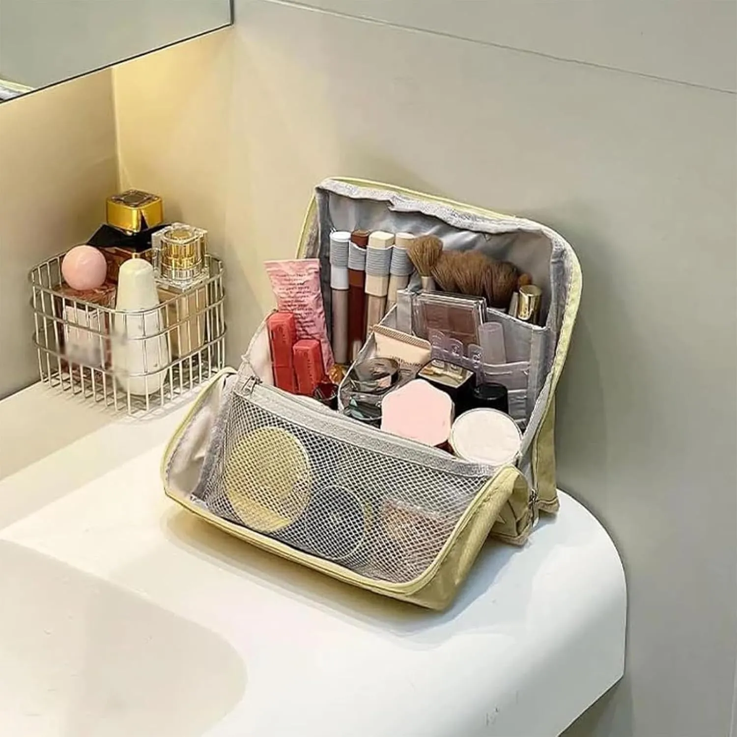 Standing Makeup Bag – Portable, Large Capacity, Multi-purpose Large Capacity Oxford Cloth Standing Makeup Bag (1 Beige)