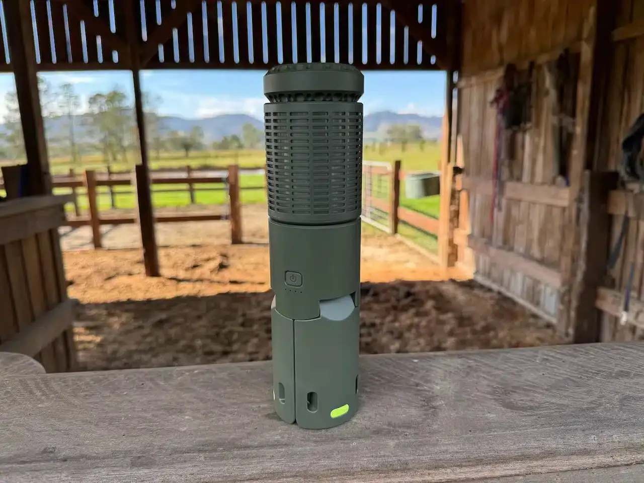 TELESCOPIC LED LANTERN & POWERBANK