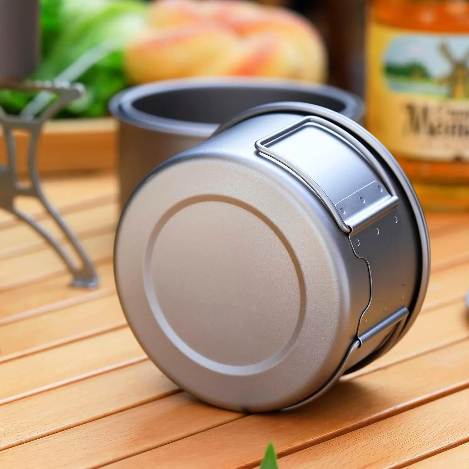 Titanium Bowl Pot with Foldable Handle, Single-Wall Titanium Cooking Tableware Bowl with Folding Handle for Outdoor Camping Hiking Picnic (450ML with Lid)