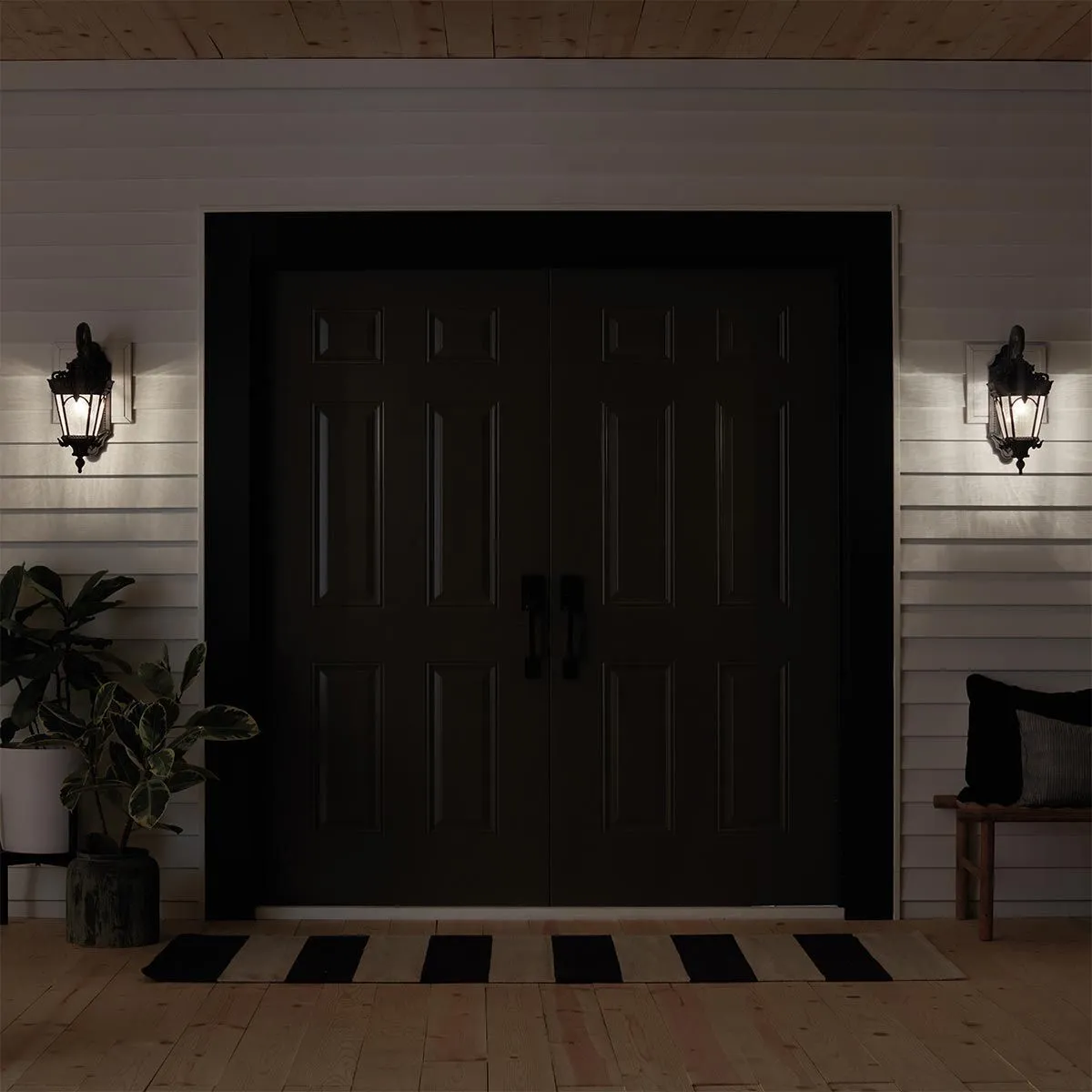 Tournai 2 Light Large Wall Lantern | Londonderry