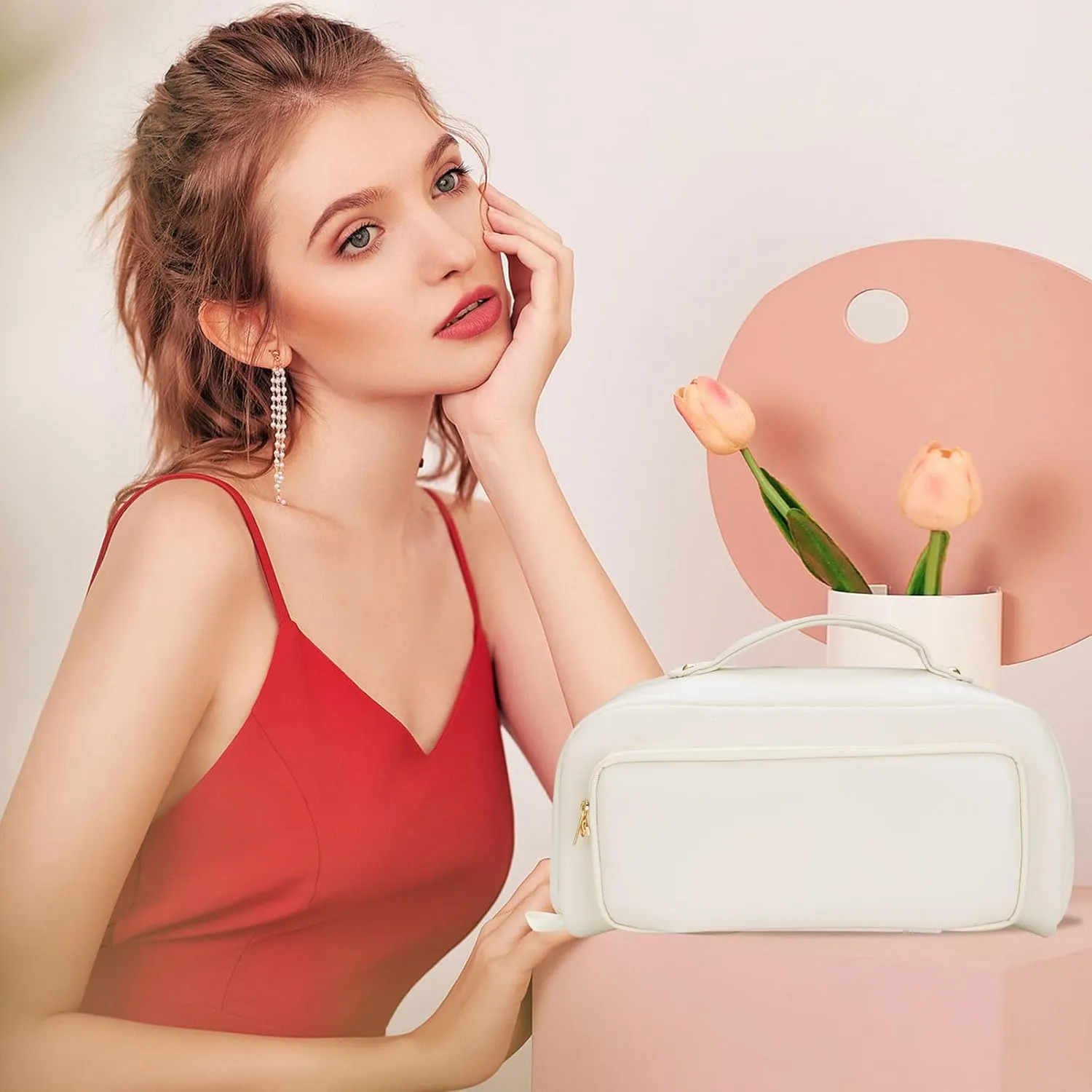 Women's Cosmetic Organizer, Travel Cosmetic Bag, Waterproof PU Leather Toiletry Bag with Handle and Transparent Compartment